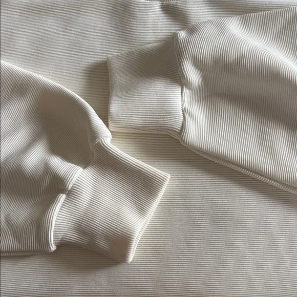 Varley Anthropologie Side Zip Sweatshirt - Picture 9 of 15